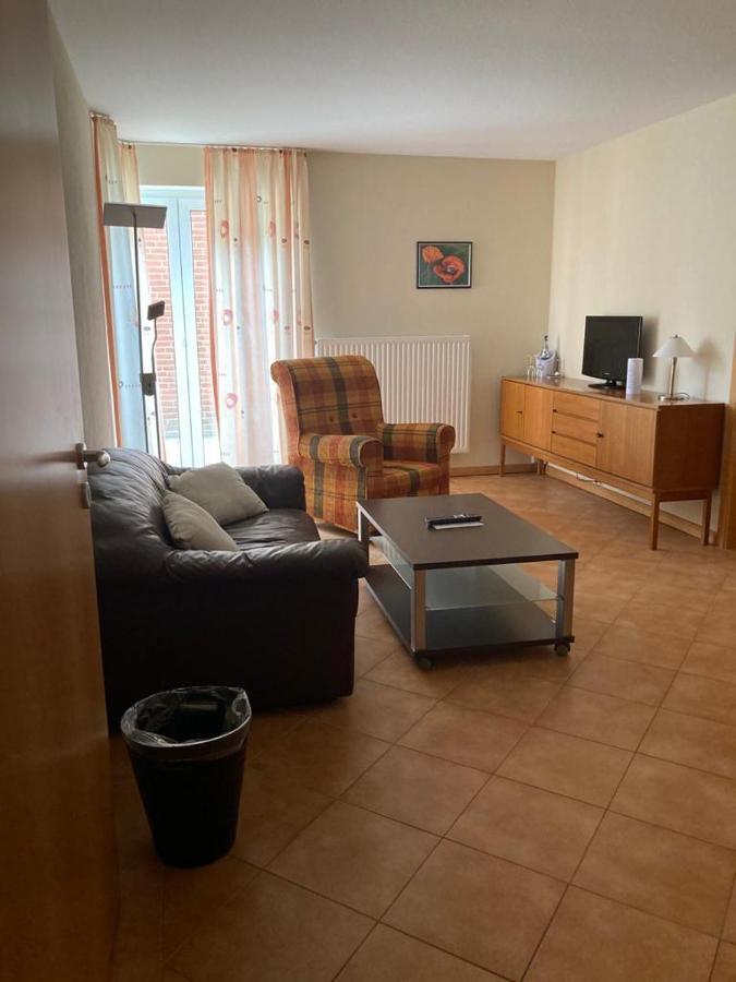 Hotel Die Friesenhalle Bredstedt Bagian luar foto